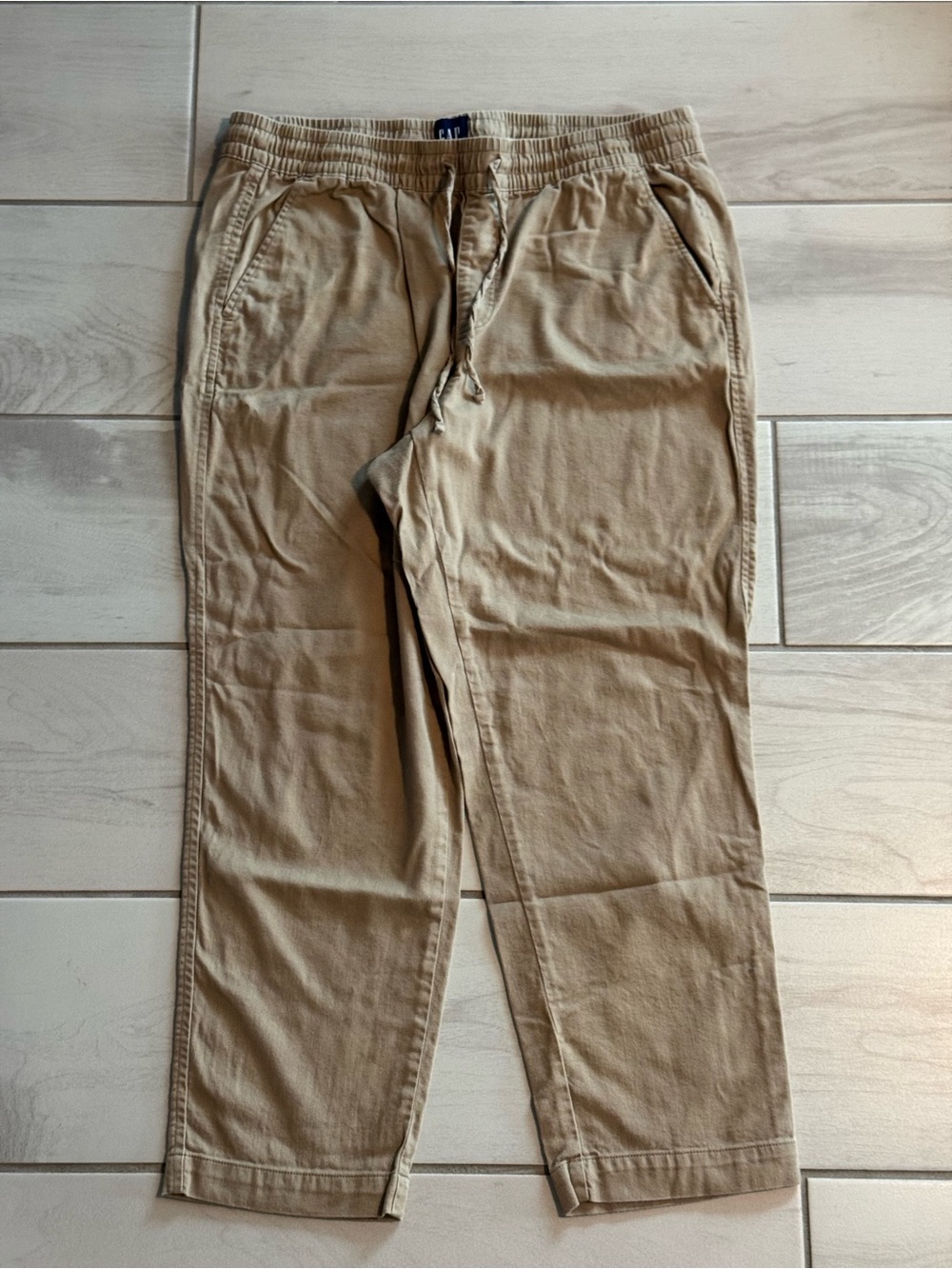 GAP Men's Drawstring Chino Pants in Khaki